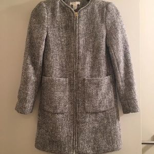 H&M coat! Lovely! Size 4. Great condition!